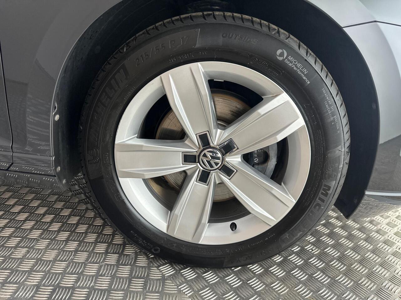 Volkswagen Passat RV20OSR