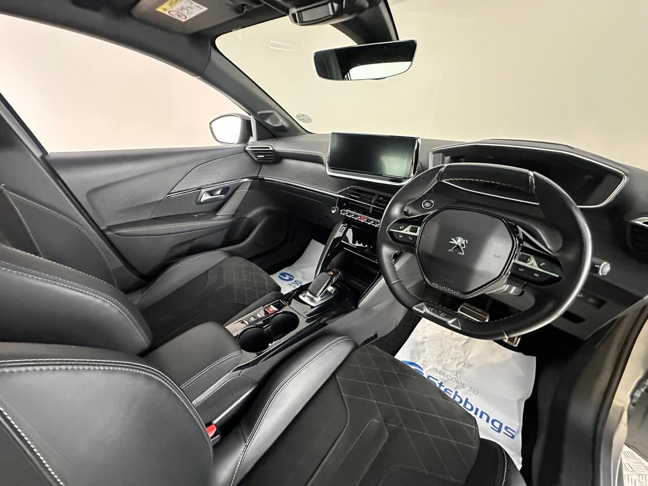 Peugeot E-208 EX71WCM