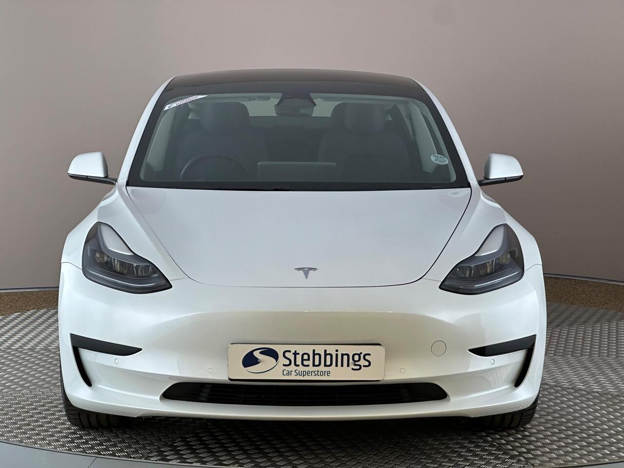 Tesla Model 3 AF72UVG