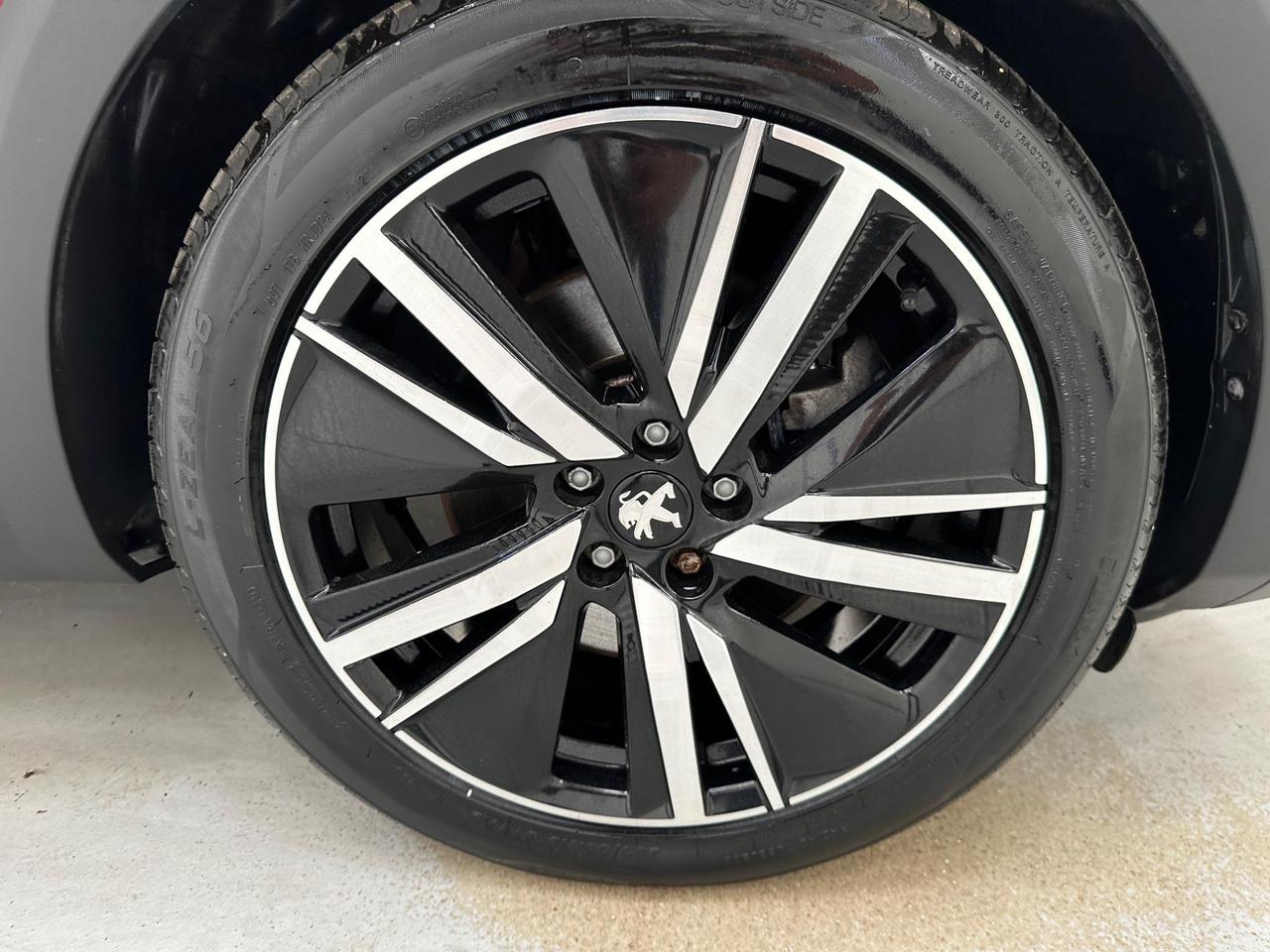 Peugeot 3008 BF71CUK