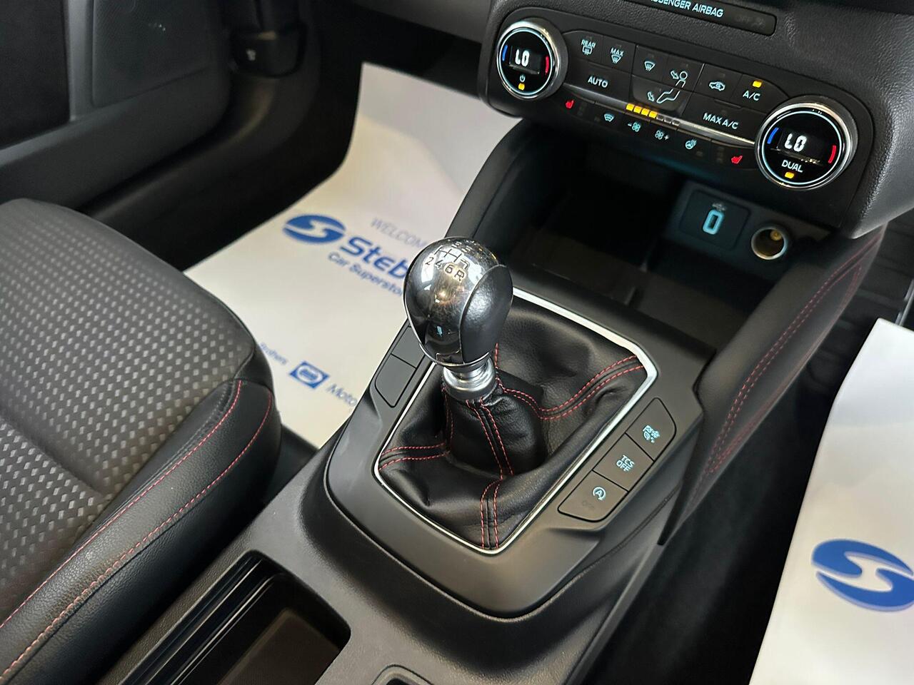 Ford Focus FV70XUA