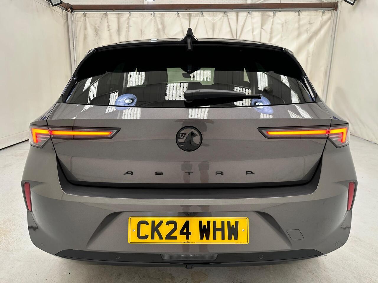Vauxhall Astra CK24WHW