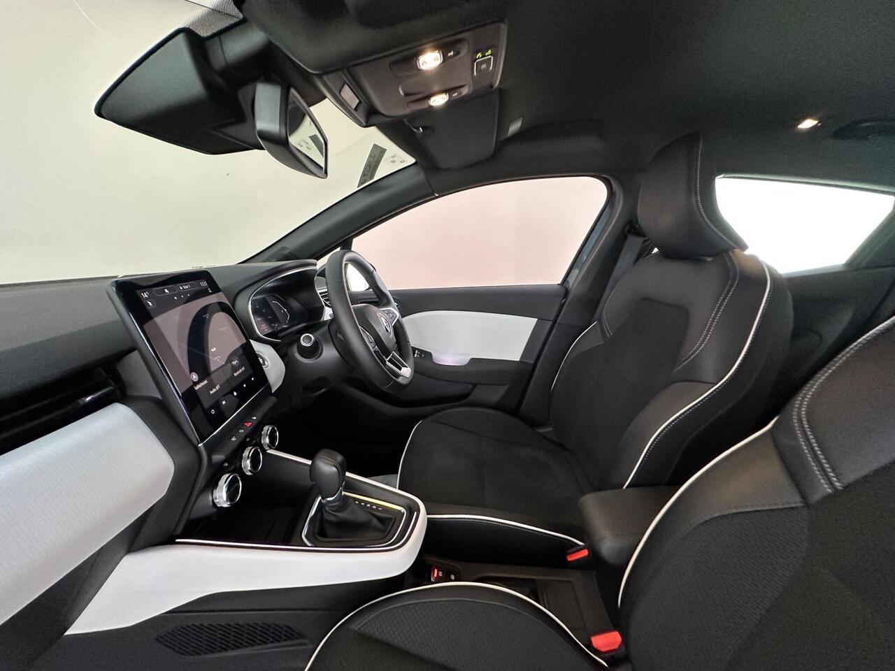 Renault Clio AJ21SUX