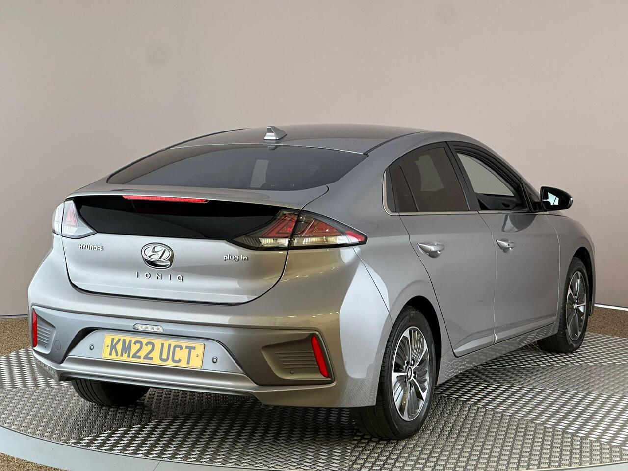 Hyundai IONIQ KM22UCT