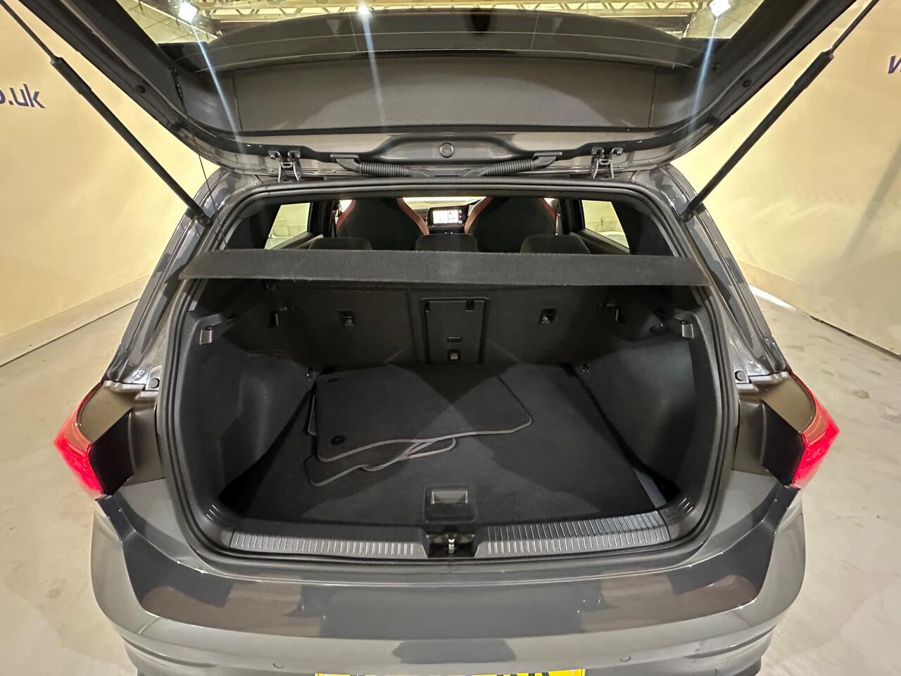 Volkswagen Golf VF21FRR