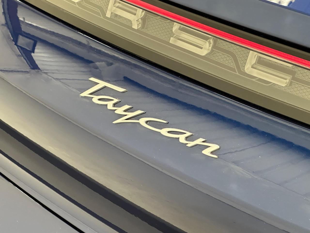 Porsche Taycan LB22MVG
