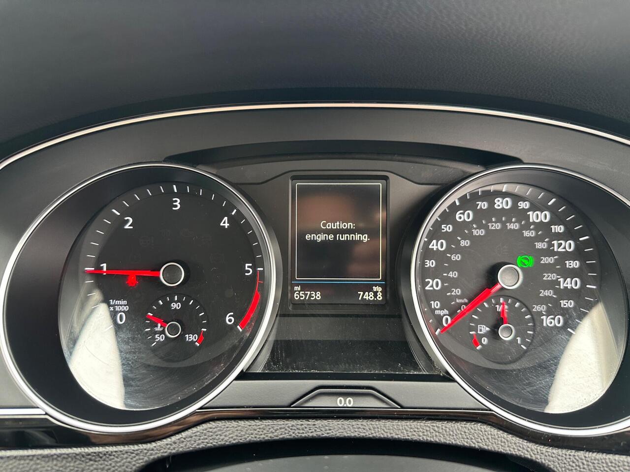 Volkswagen Passat YE70PYB