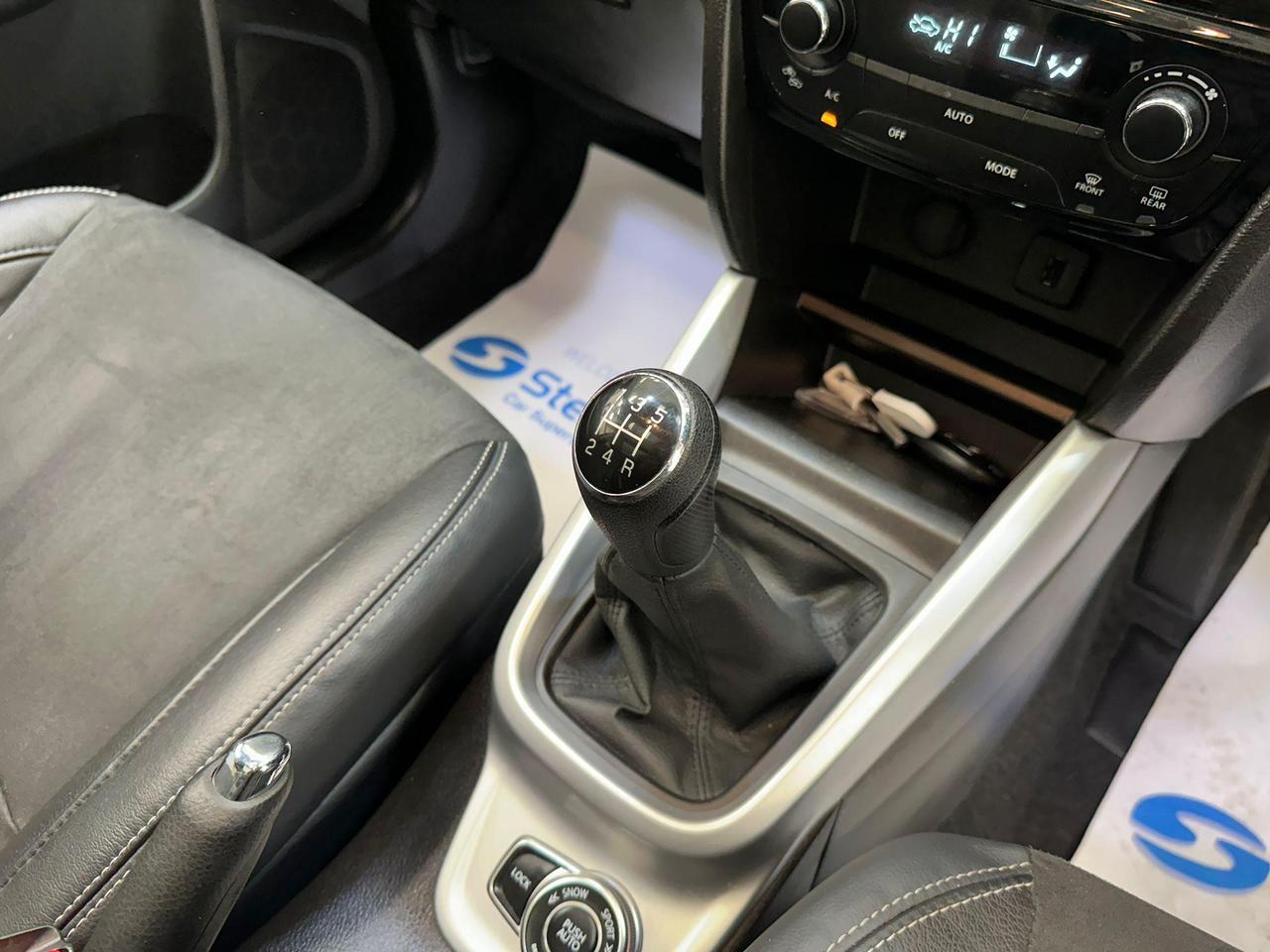 Suzuki Vitara YH16WND
