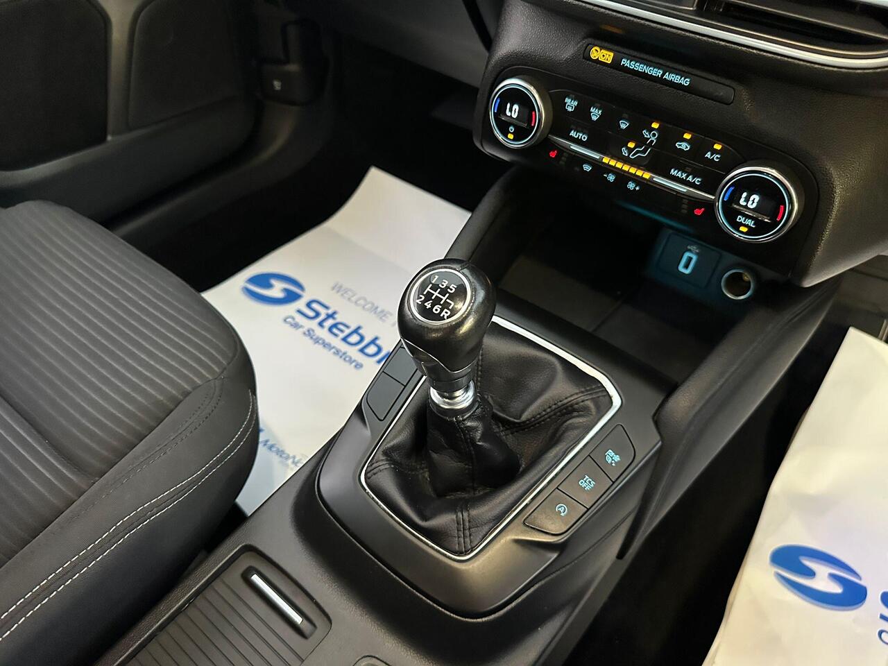 Ford Focus AO69TXA