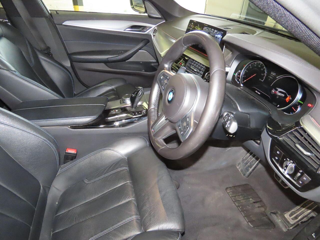 BMW 5 Series SL68FHT
