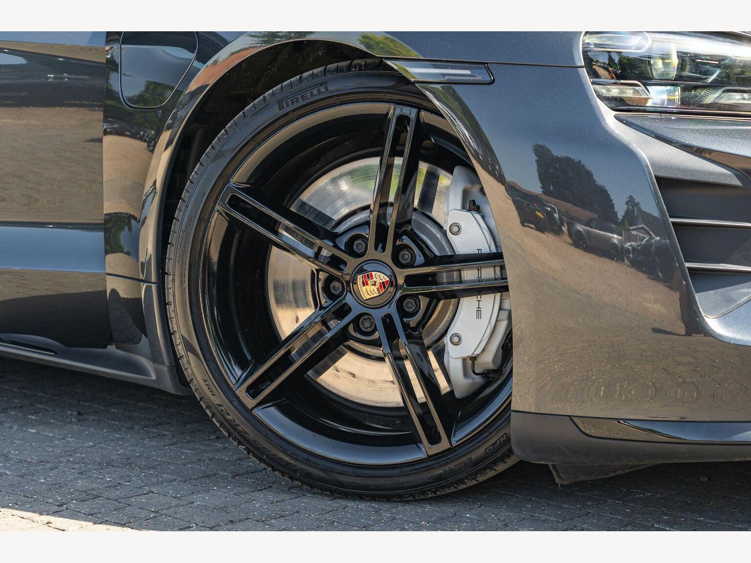 2020 PORSCHE TAYCAN