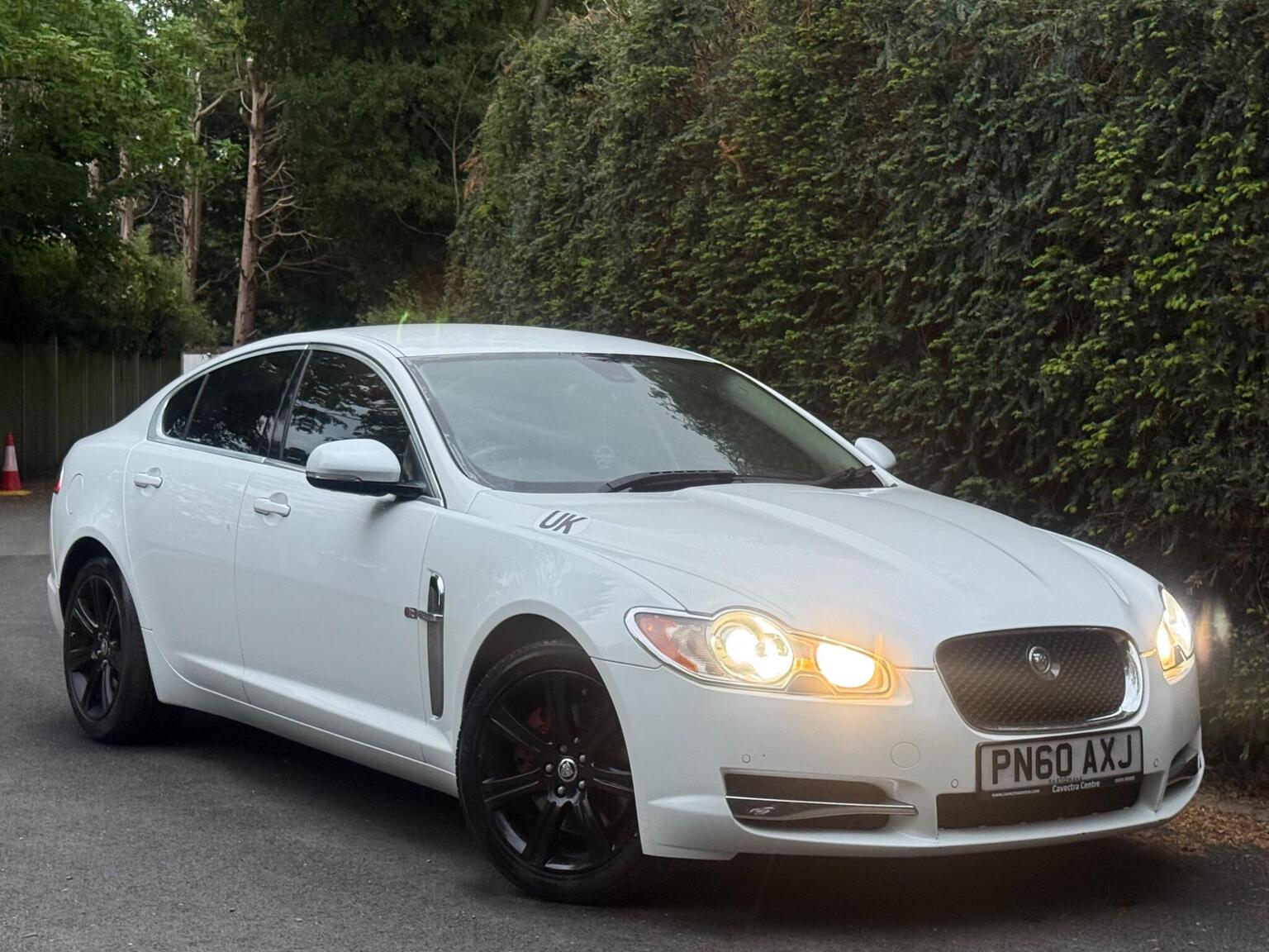 2010 Jaguar XF Luxury