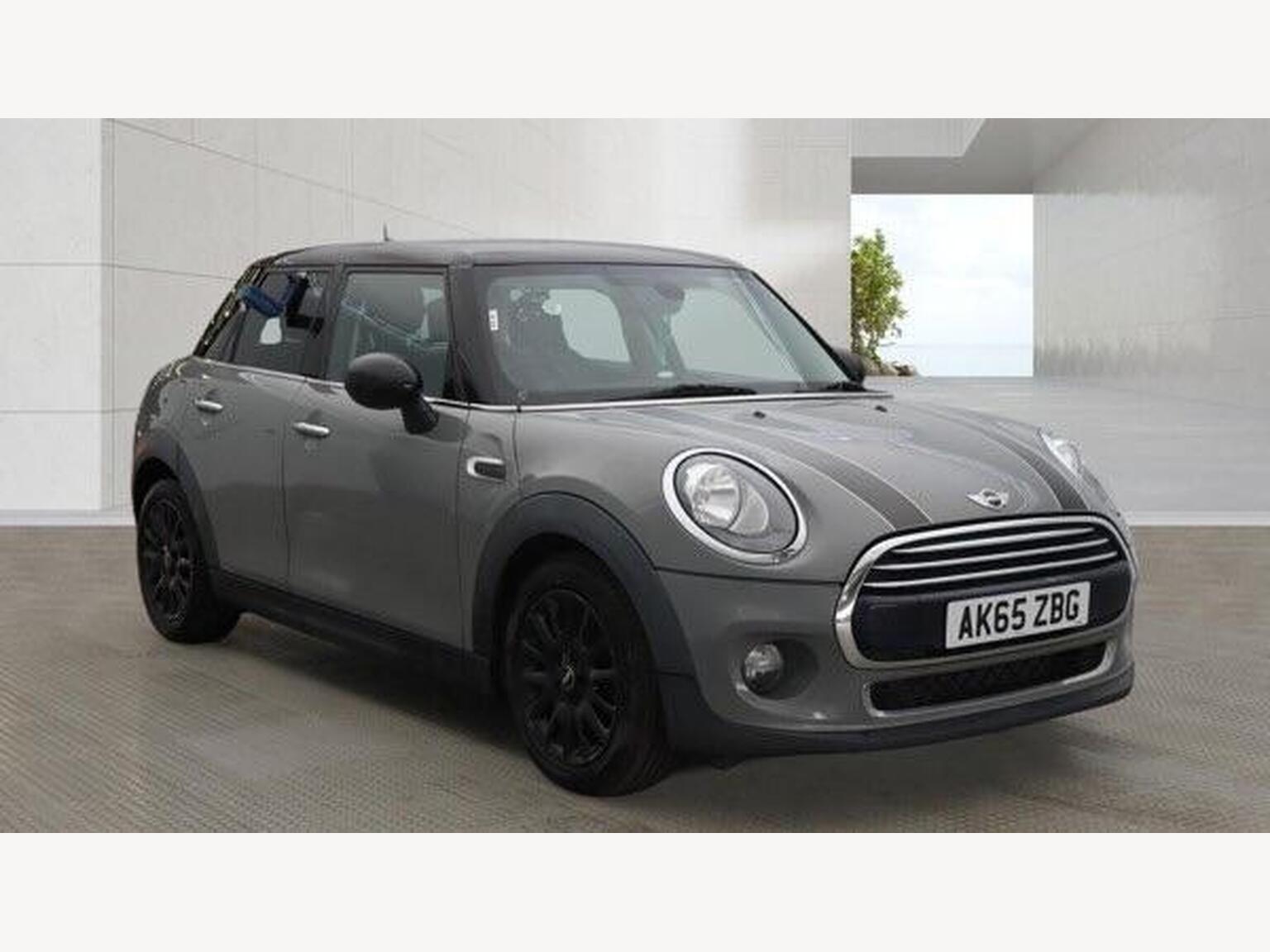 2015 MINI Hatch Cooper