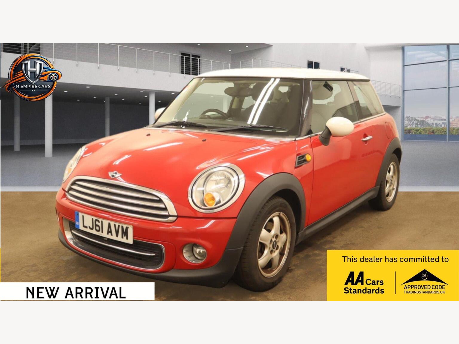 2011 MINI Hatch Cooper