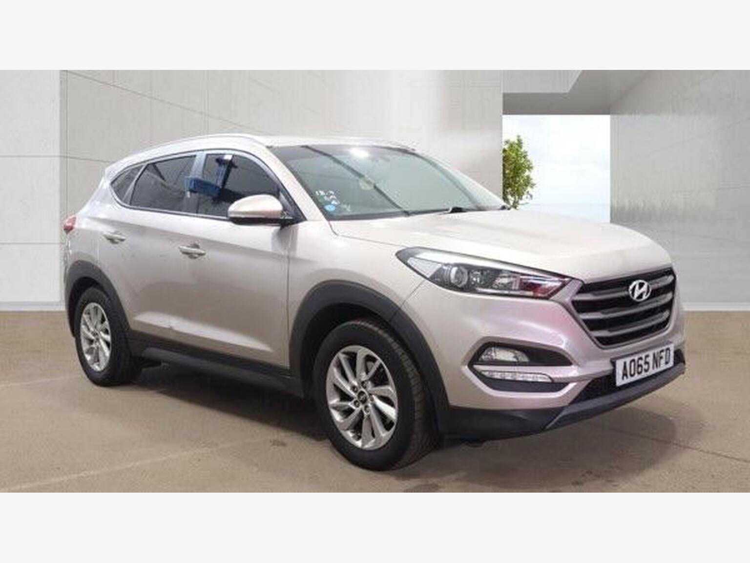 2015 Hyundai TUCSON SE