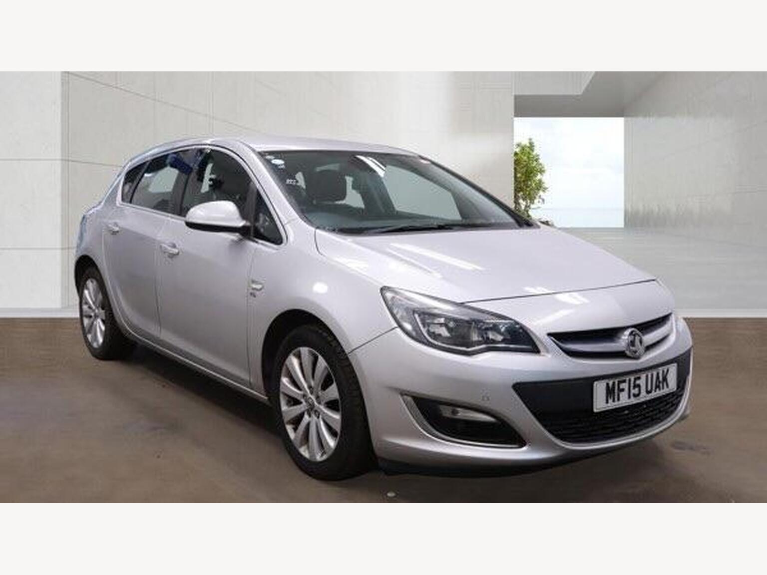 2015 Vauxhall Astra Elite