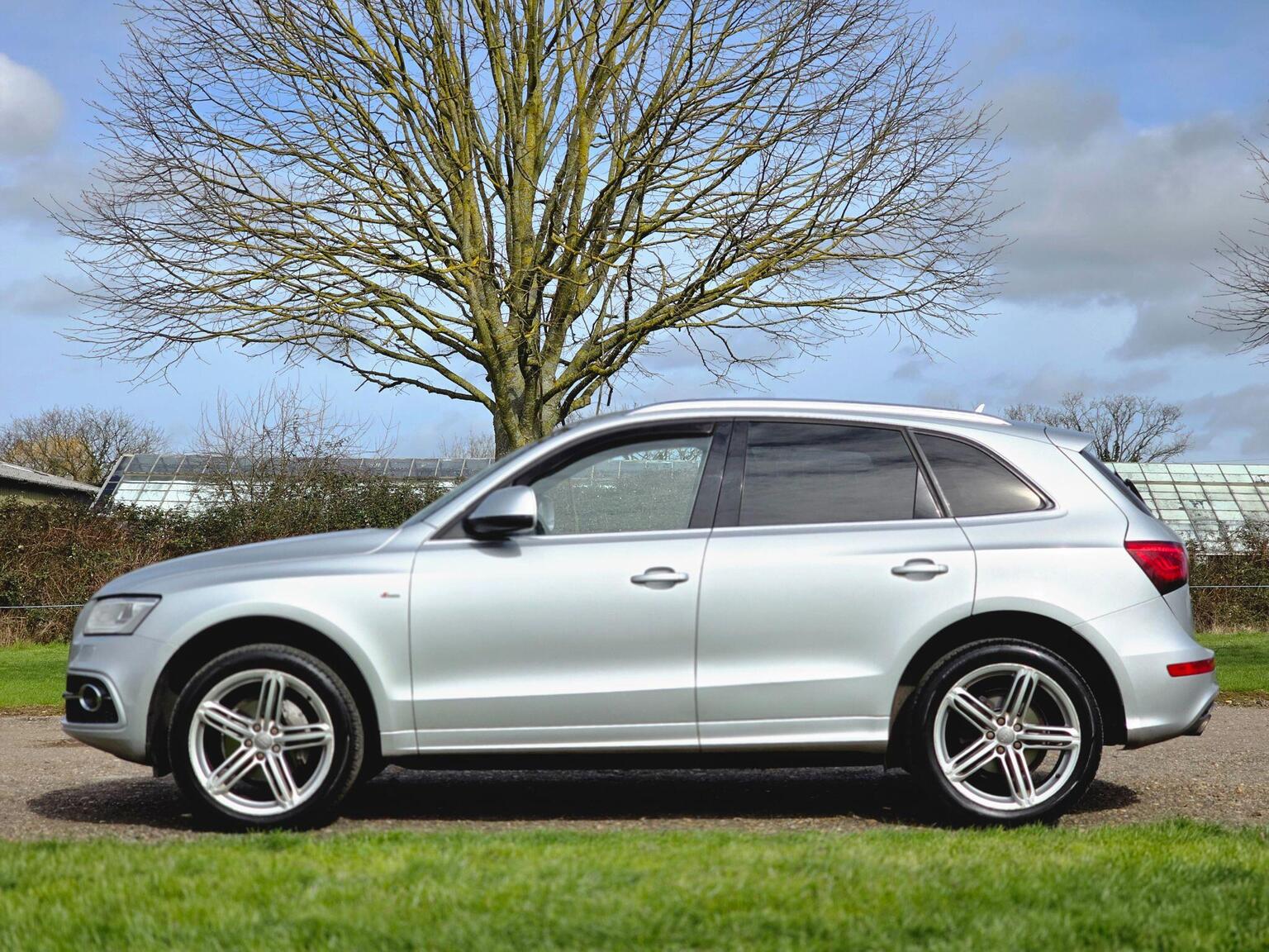 2012 Audi Q5 image 13