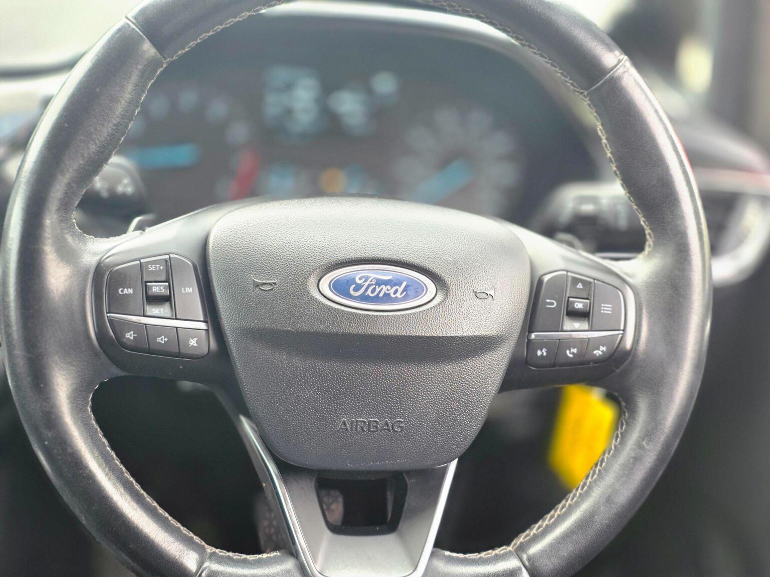 2017 Ford Fiesta image 52