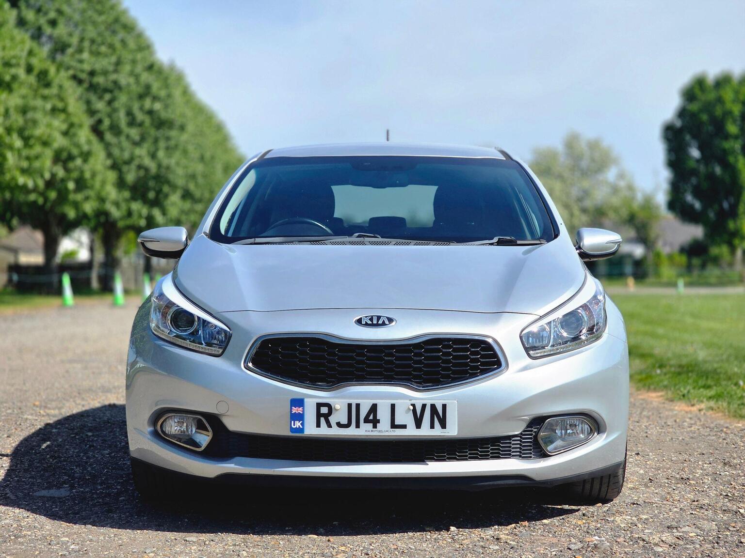 2014 Kia Ceed image 17