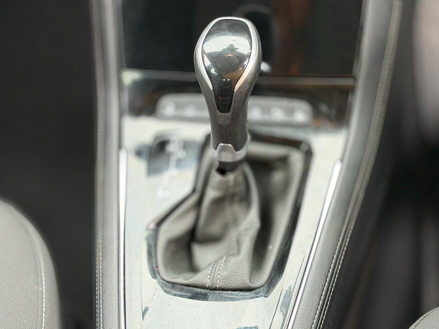 2020 Vauxhall Grandland X image 38