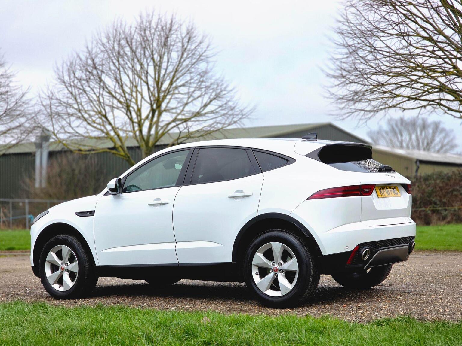 2018 Jaguar E-PACE image 12
