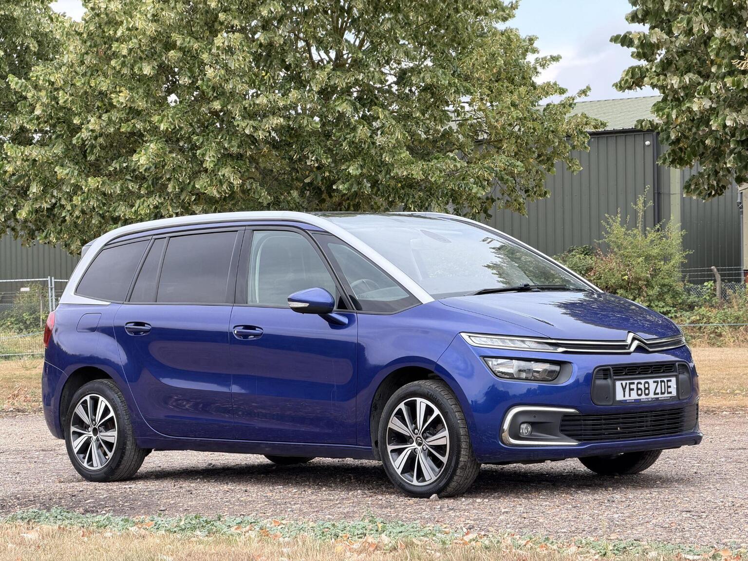 2019 Citroen Grand C4 SpaceTourer image 2