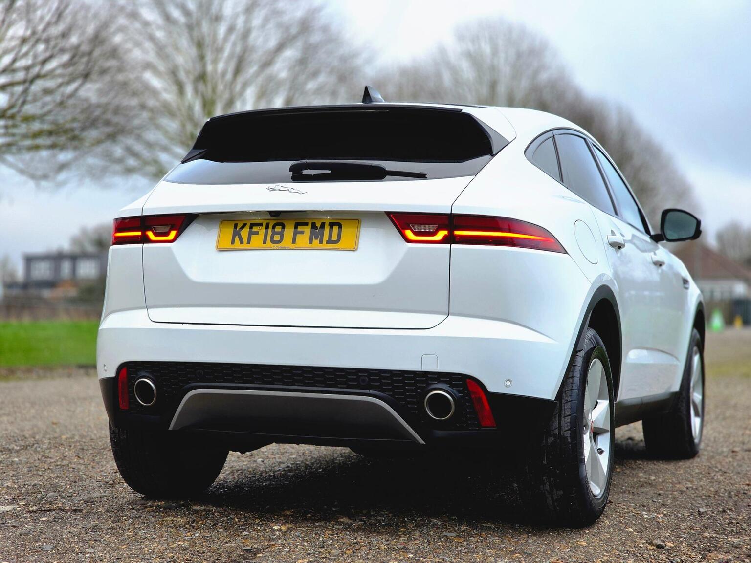 2018 Jaguar E-PACE image 7