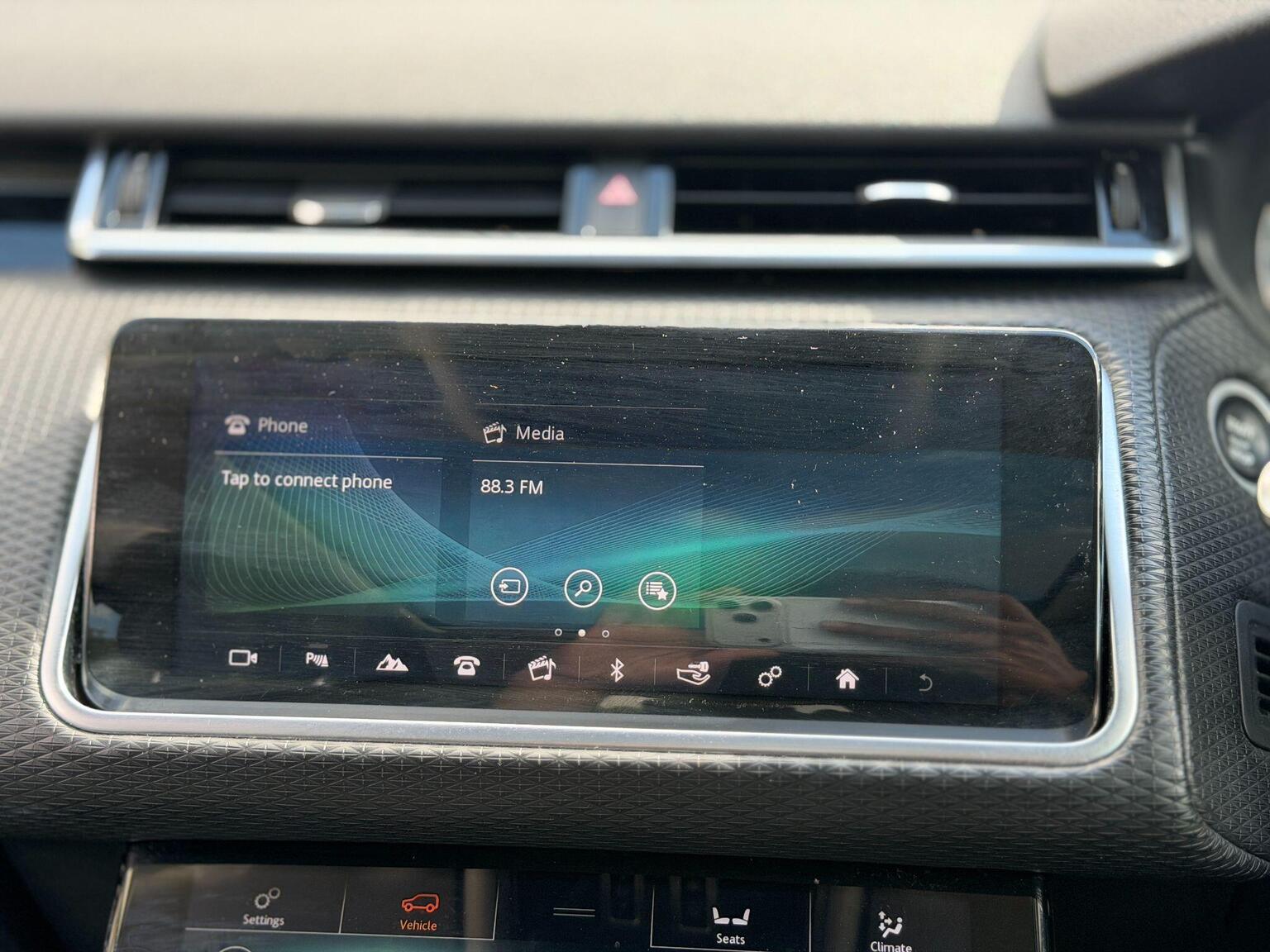 2018 Land Rover Range Rover Velar image 45