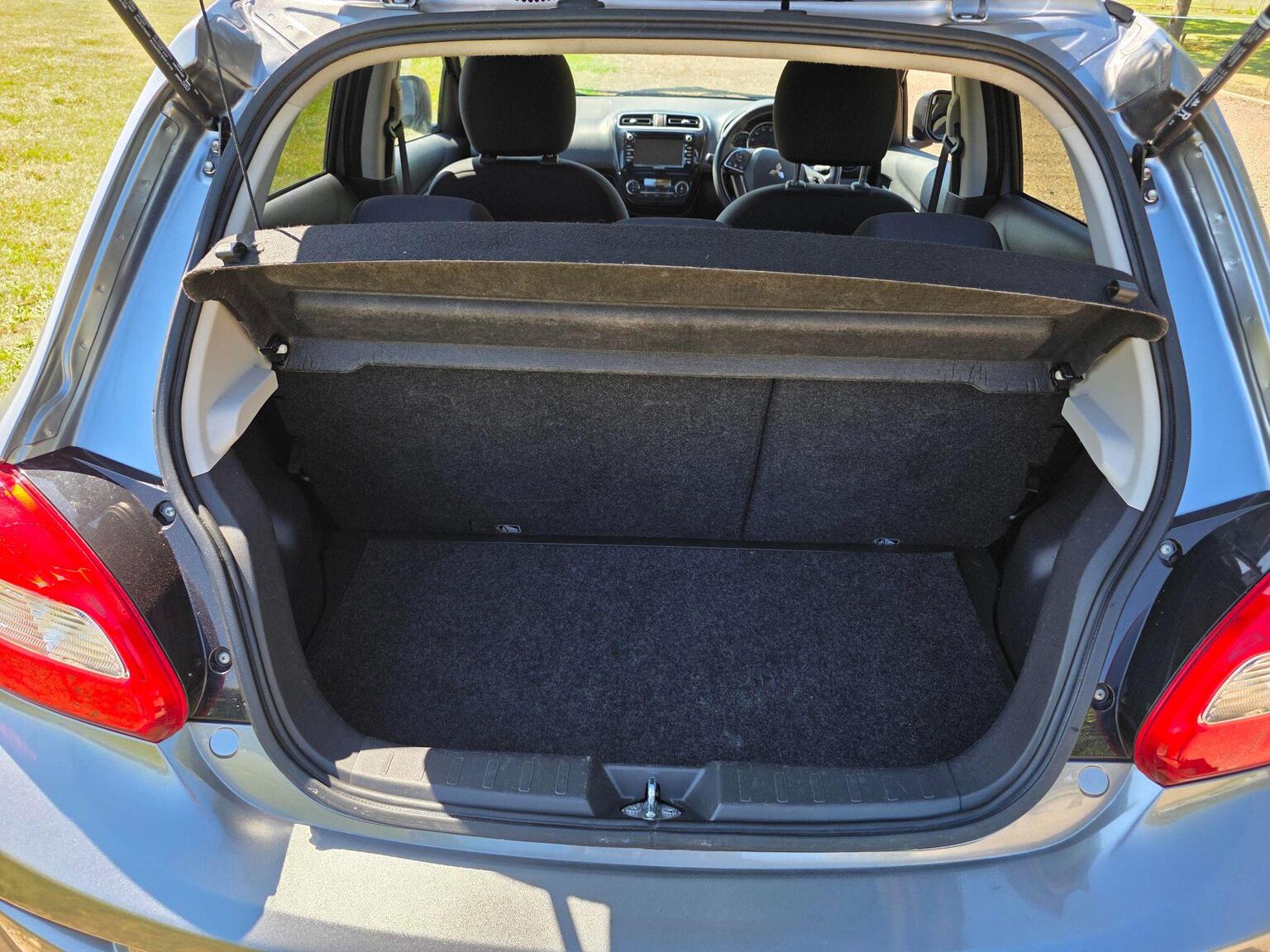 2019 Mitsubishi Mirage image 46