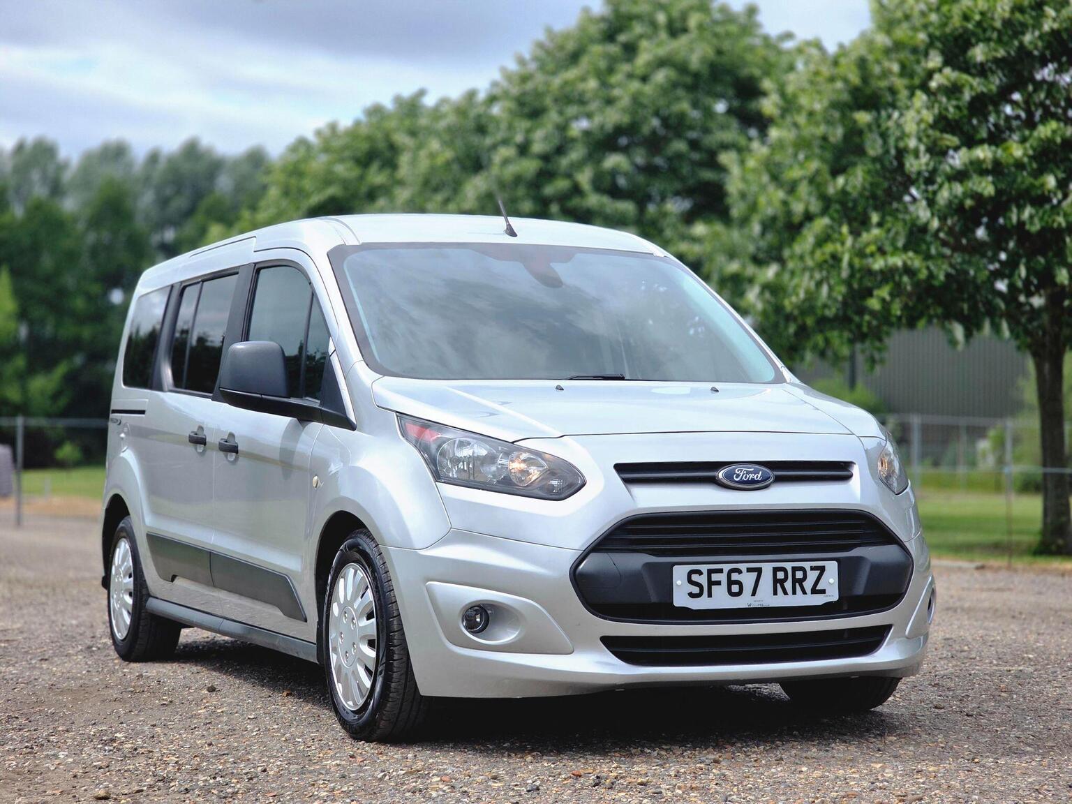 2017 Ford Grand Tourneo Connect image 20