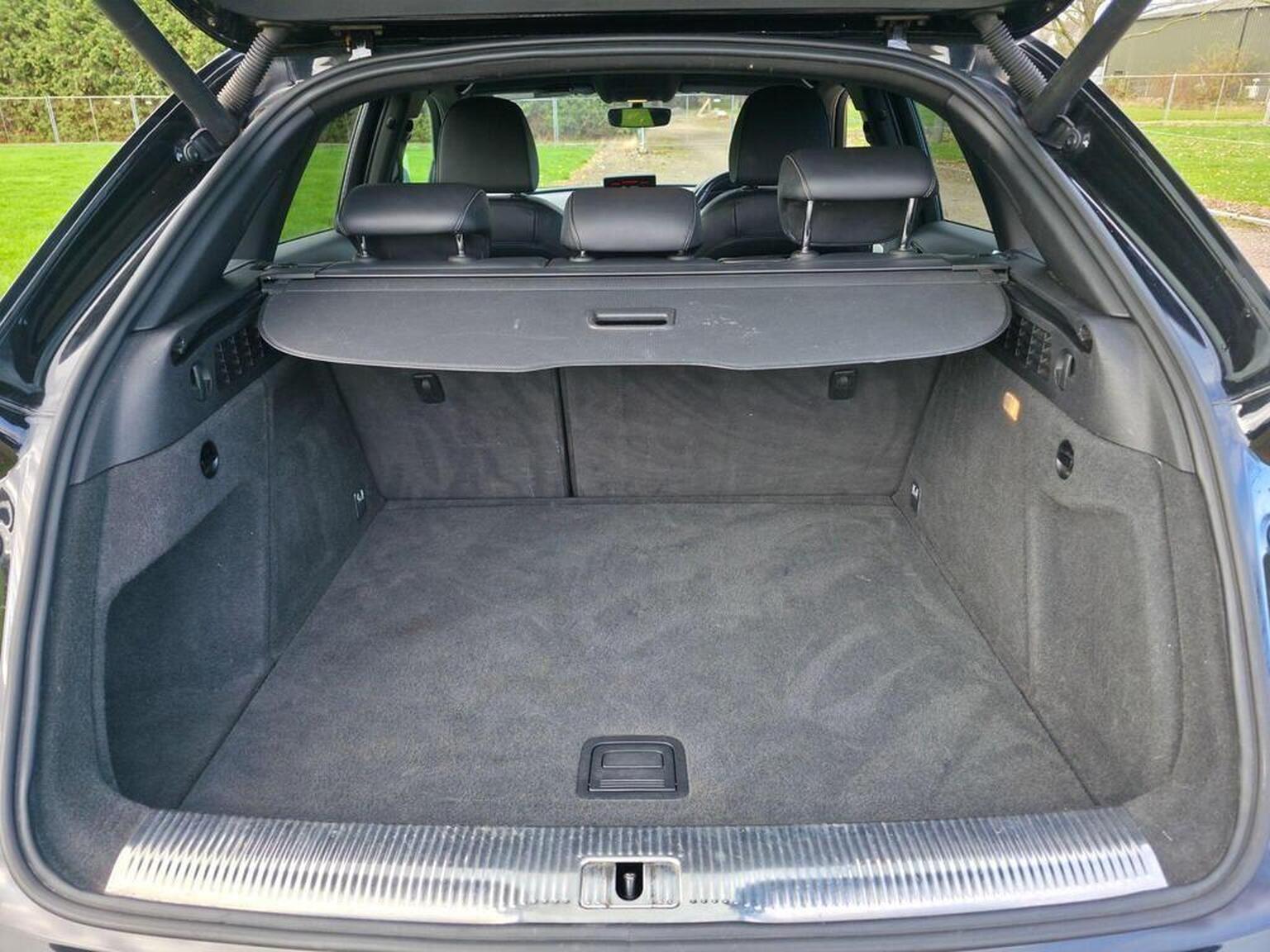 2015 Audi Q3 image 55