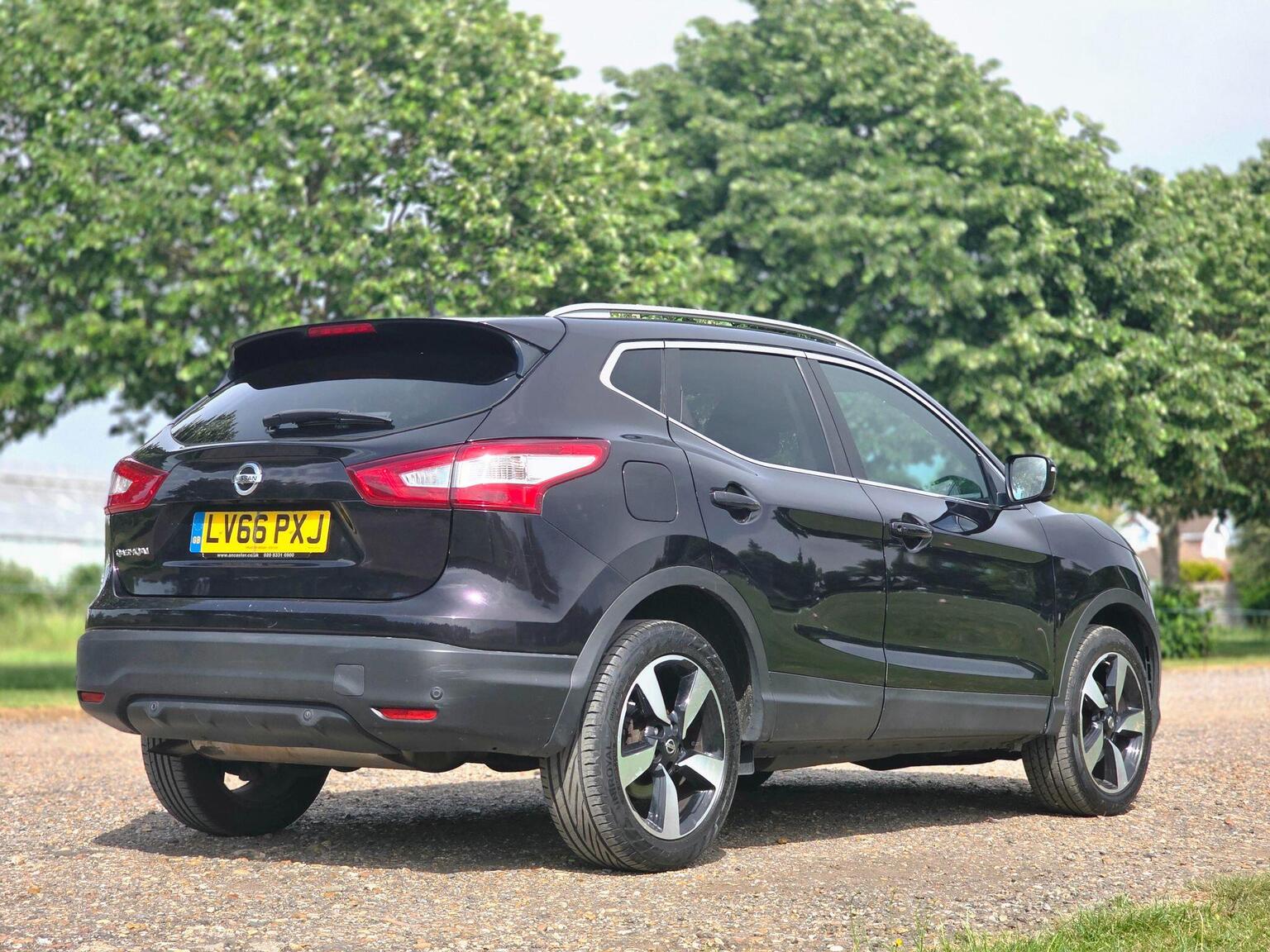 2016 Nissan Qashqai image 6