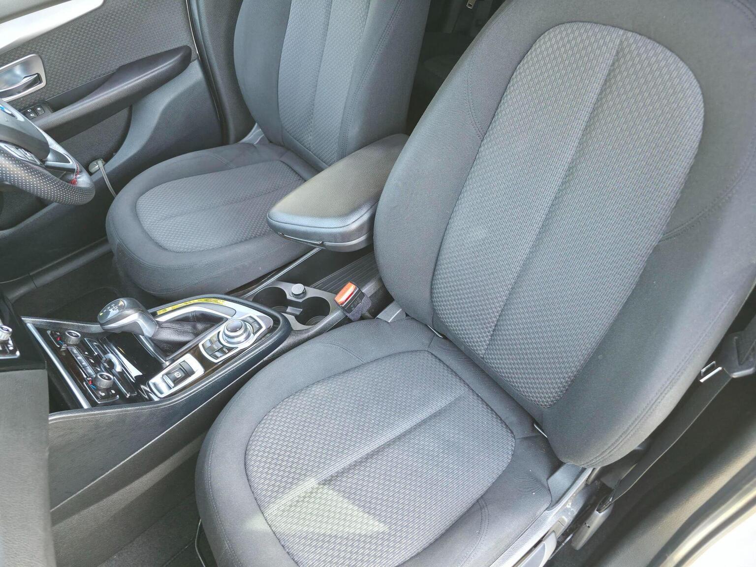2015 BMW 2 Series Active Tourer image 30