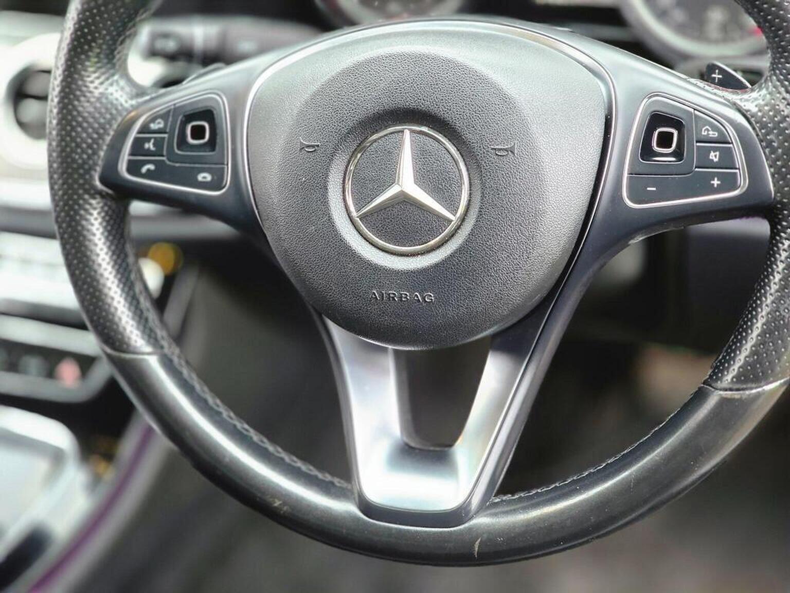 2016 Mercedes-Benz E Class image 39