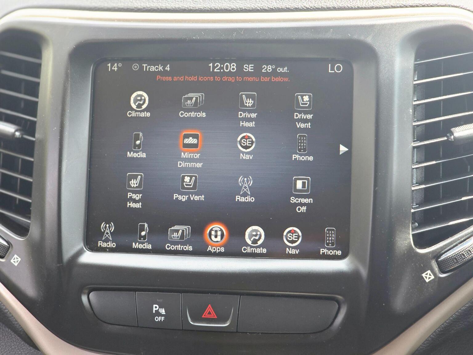2016 Jeep Cherokee image 45