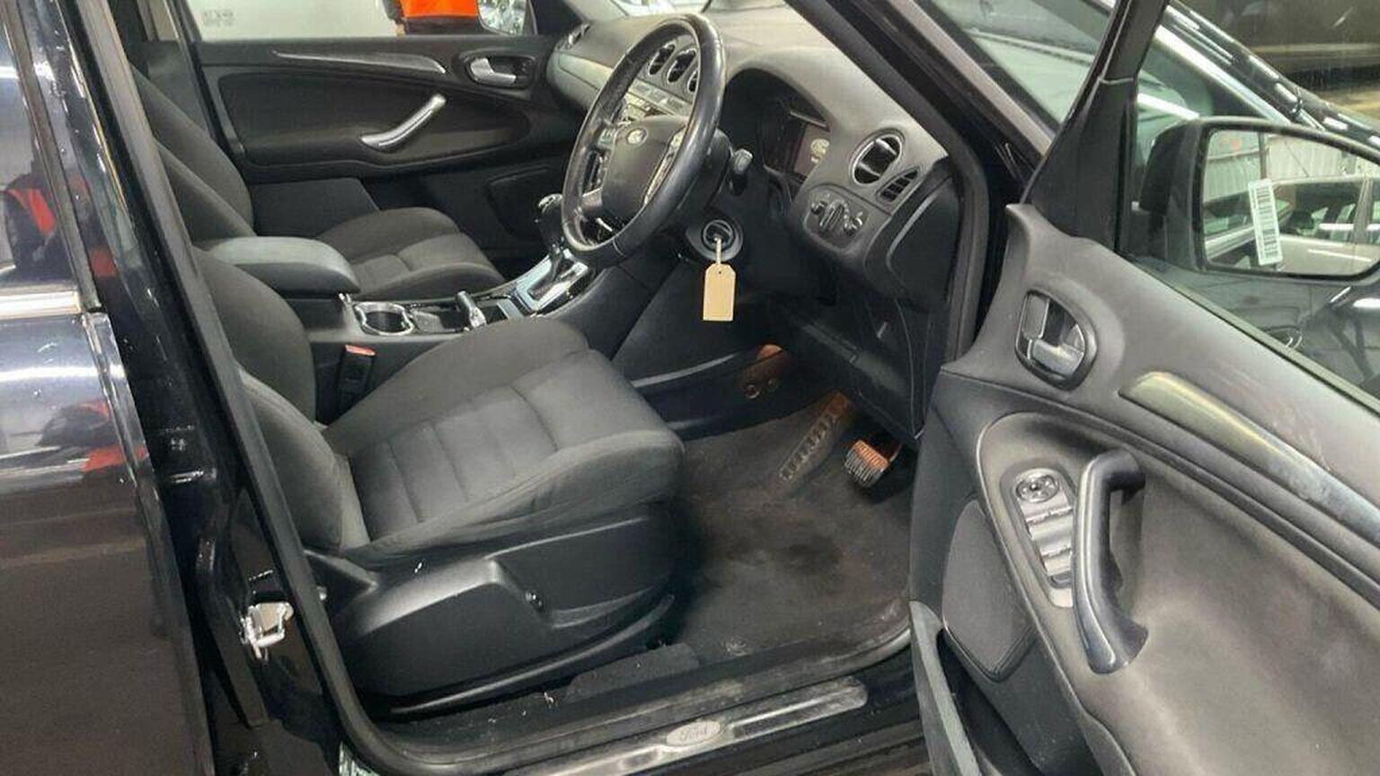 2014 Ford S-Max image 5