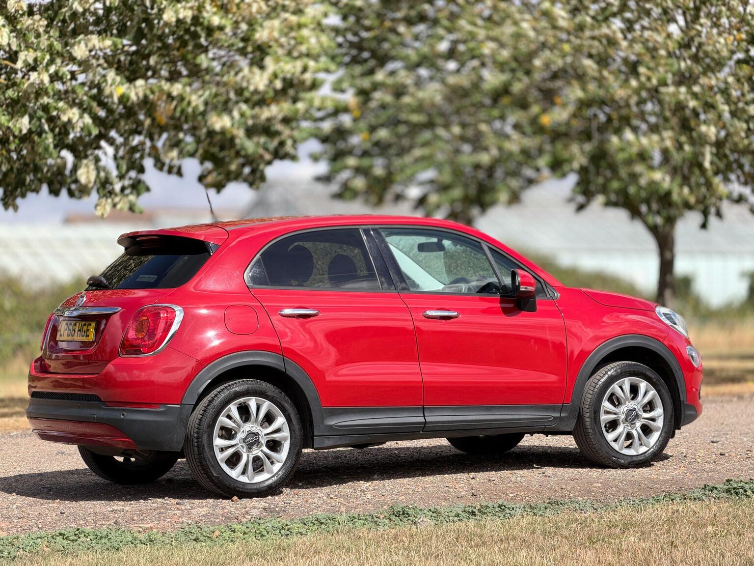 2016 Fiat 500X image 4