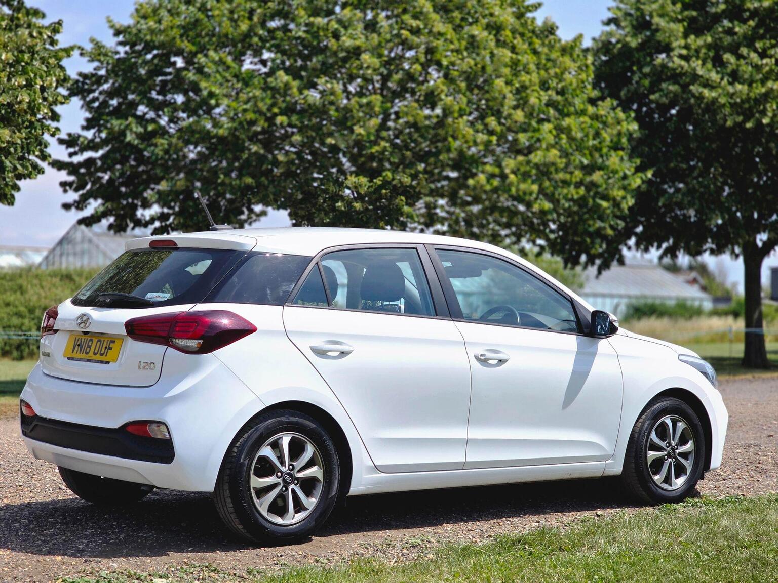 2018 Hyundai i20 image 4