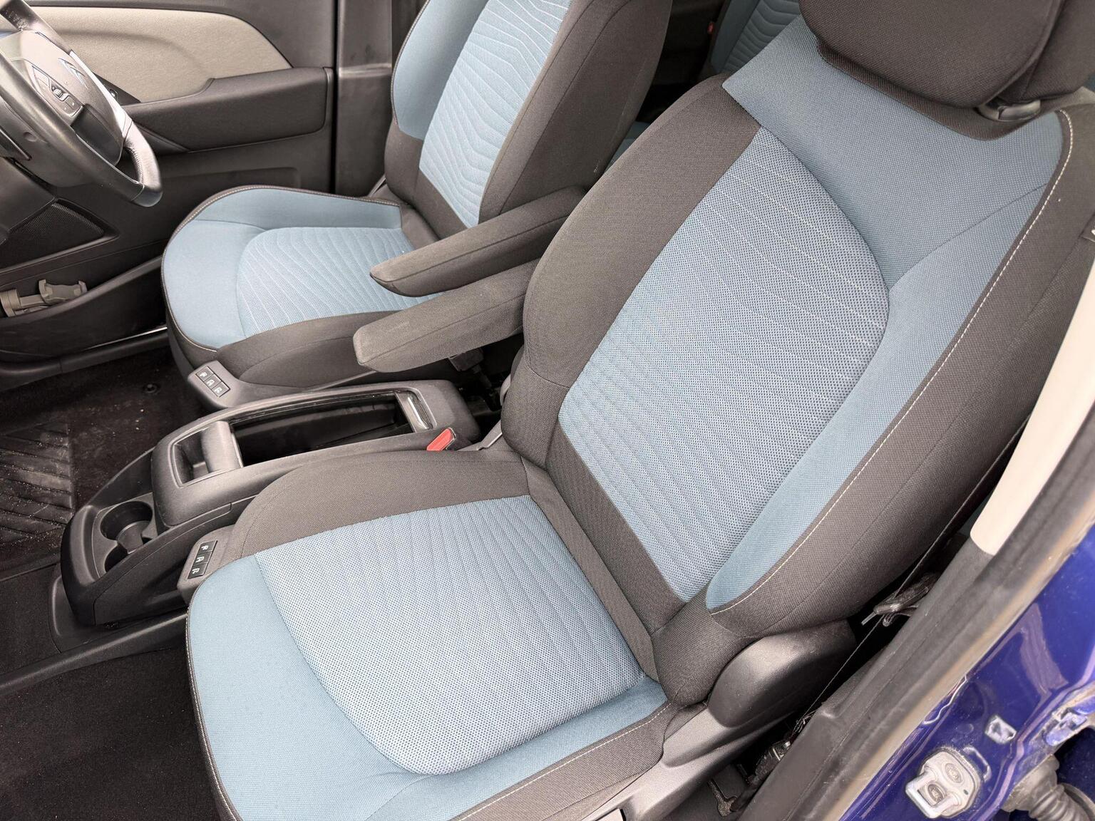 2019 Citroen Grand C4 SpaceTourer image 29