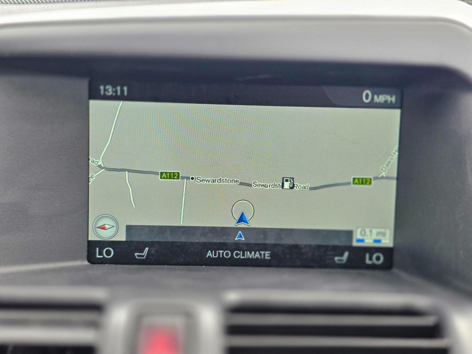 2015 Volvo XC60 image 46