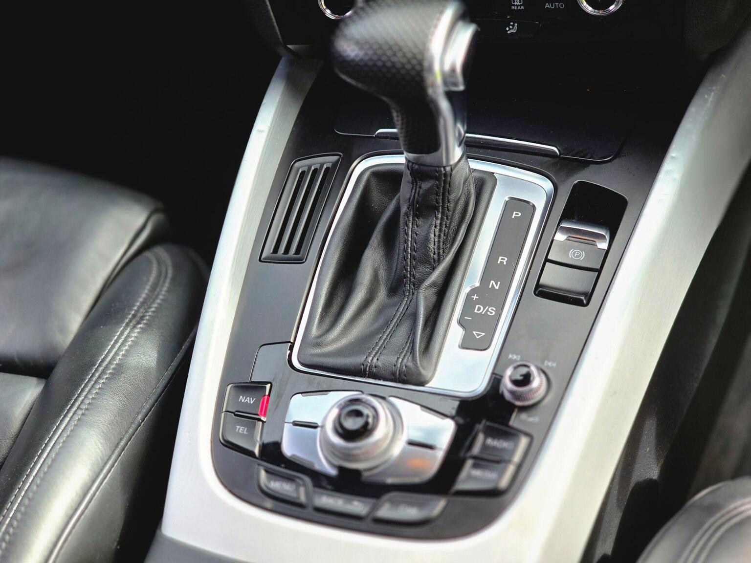 2012 Audi Q5 image 34