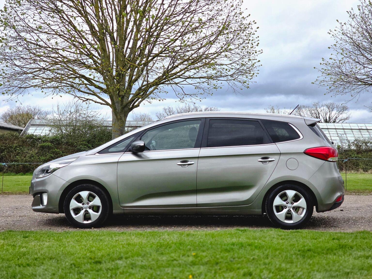 2013 Kia Carens image 12