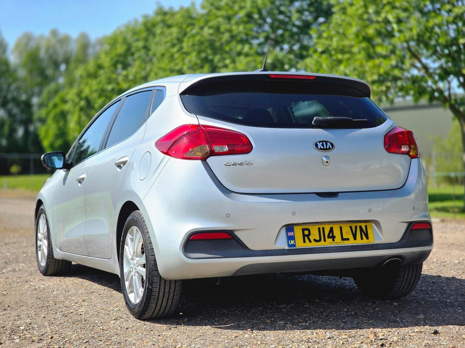 2014 Kia Ceed image 9