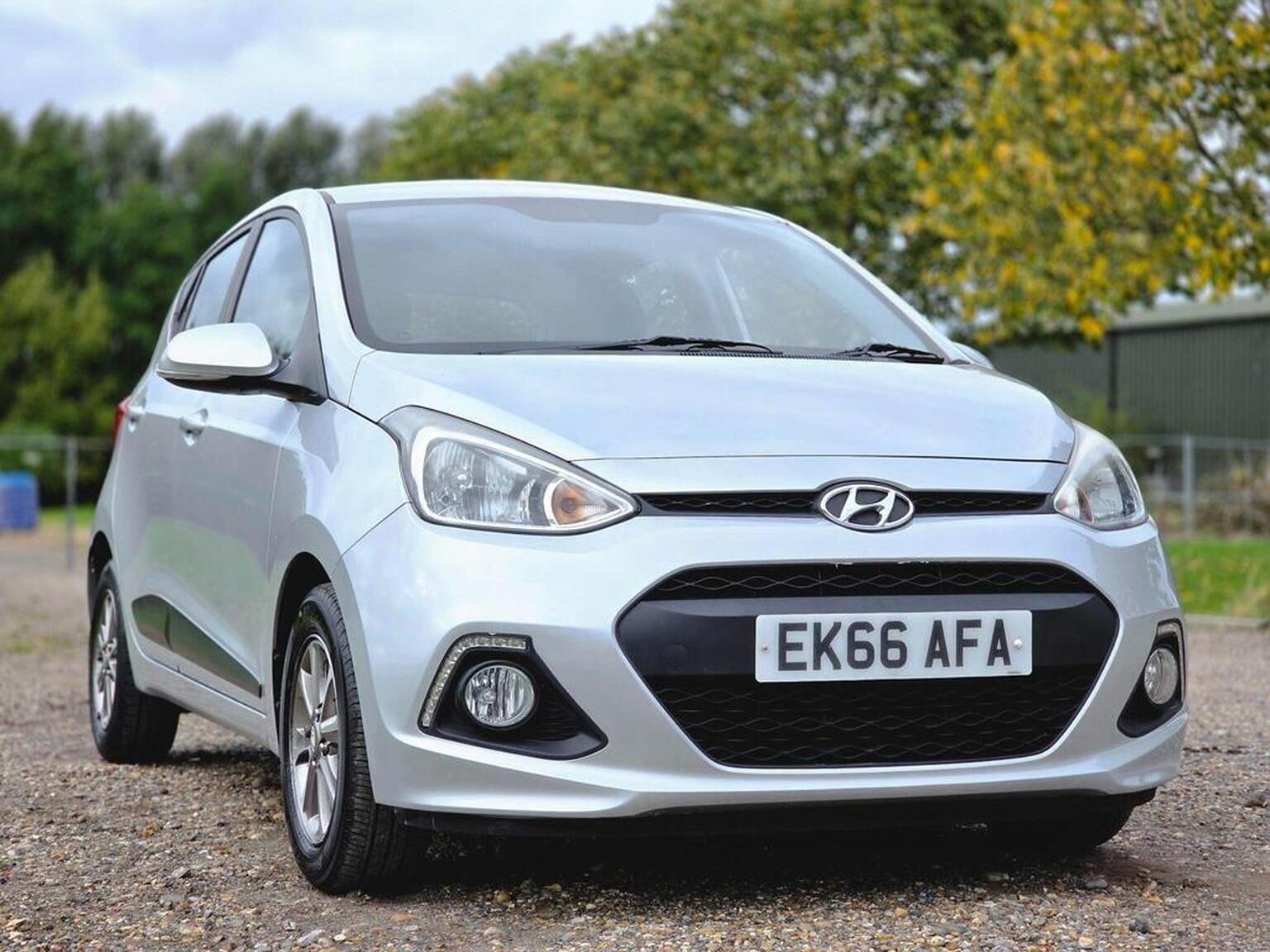 2016 Hyundai i10 image 20
