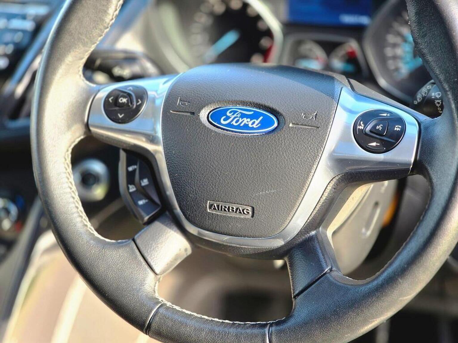 2014 Ford Kuga image 44