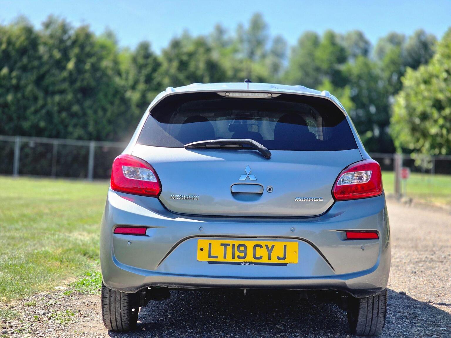 2019 Mitsubishi Mirage image 8