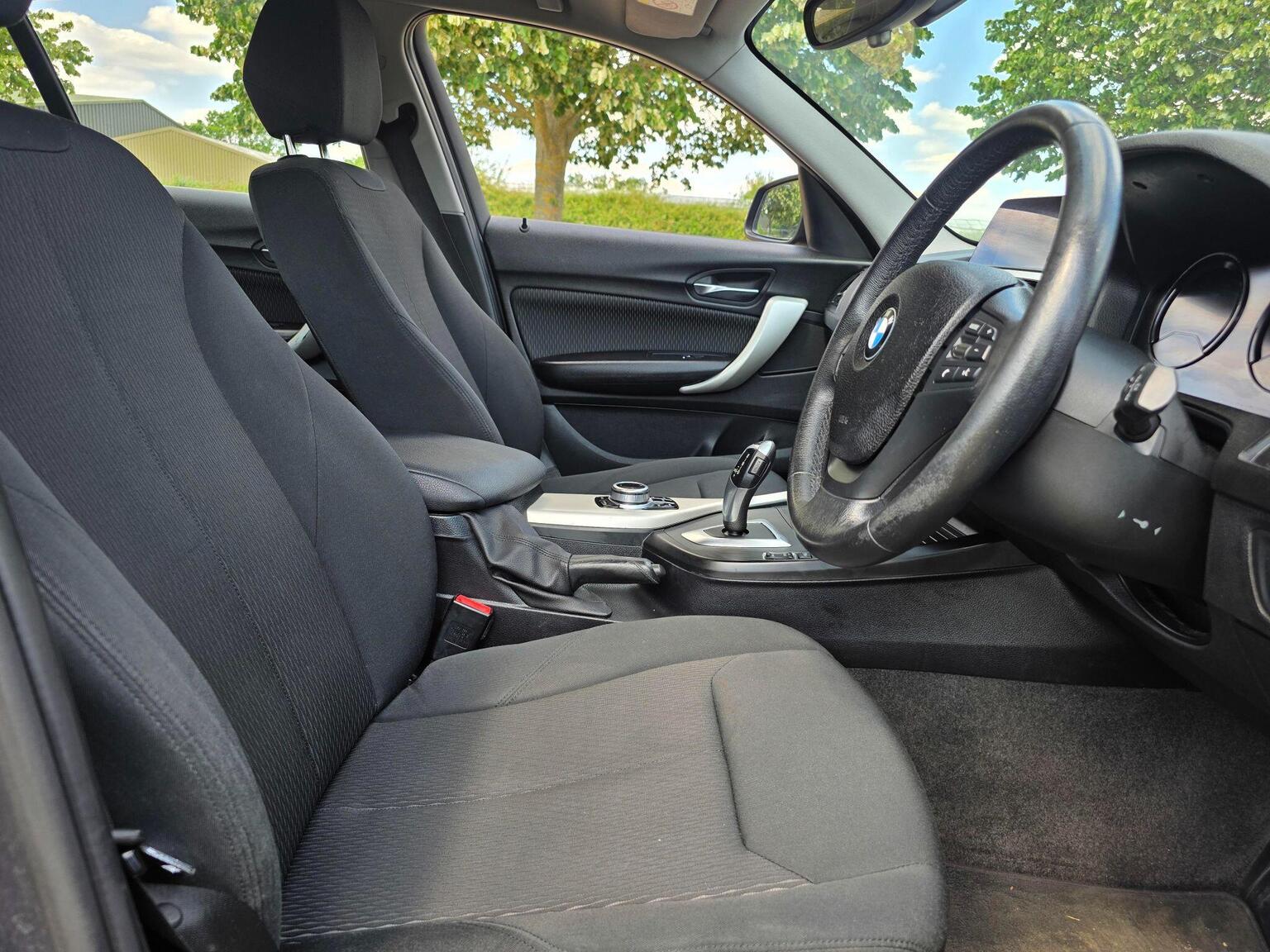 2018 BMW 1 Series image 23