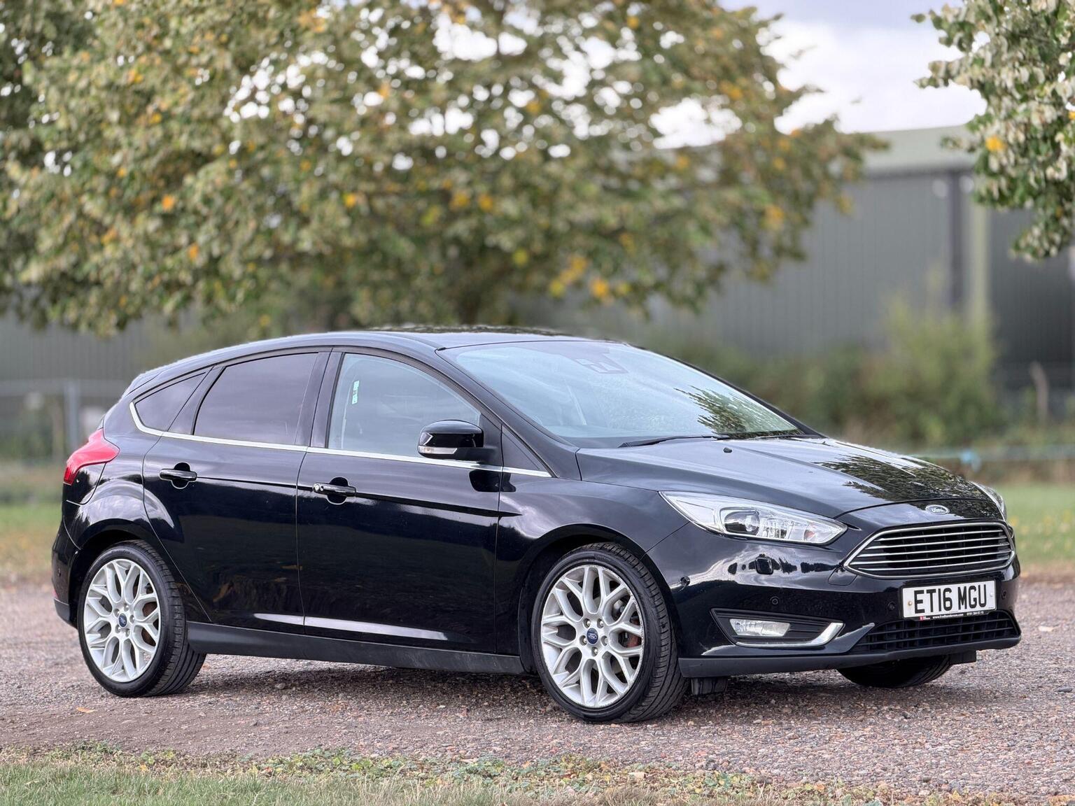 2016 Ford Focus image 2