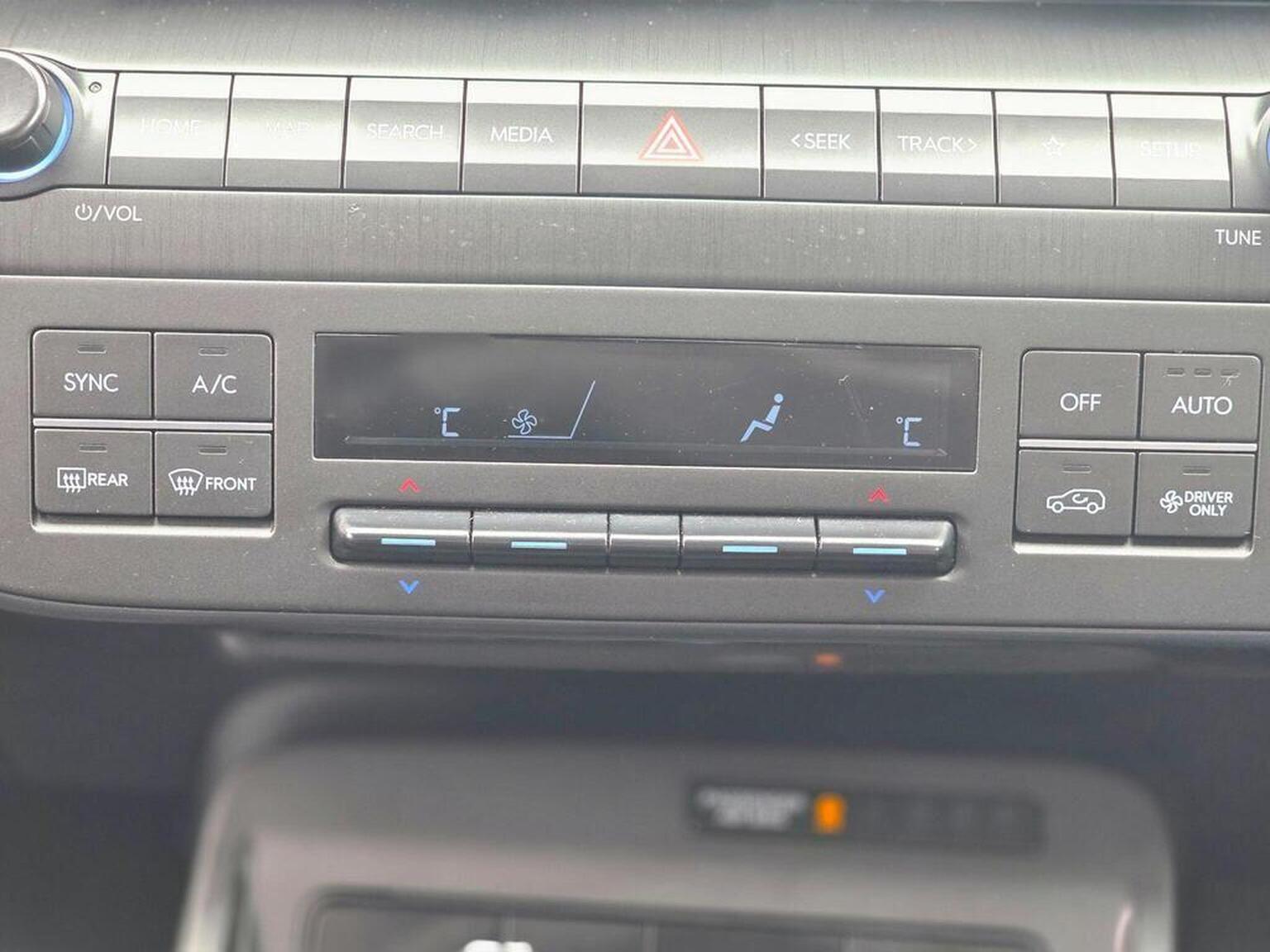 2024 Hyundai KONA image 44