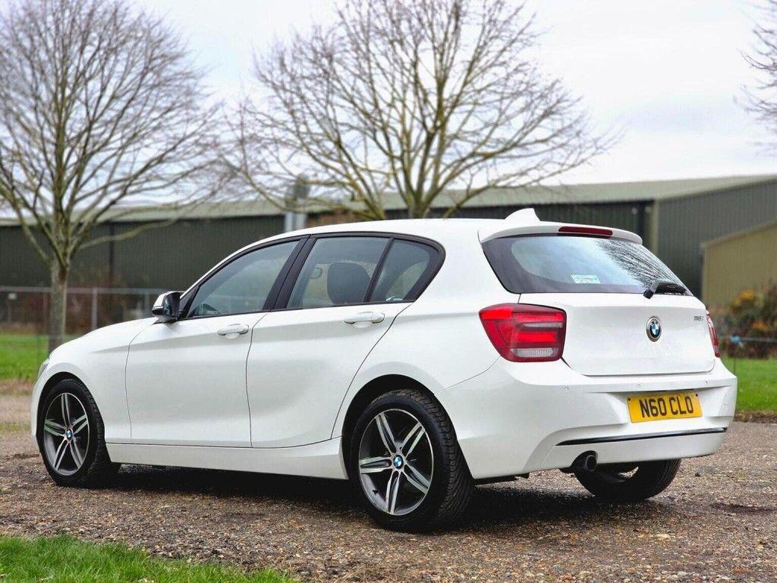 2013 BMW 1 Series image 11
